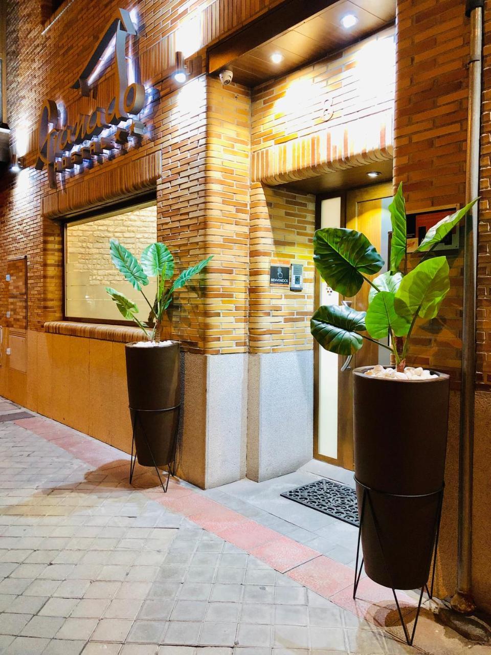 Hostal Granado Madrid Exteriér fotografie